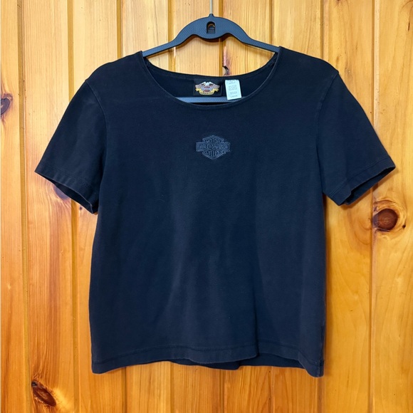 Harley-Davidson Black Tee with Iconic Logo - Picture 1 of 2